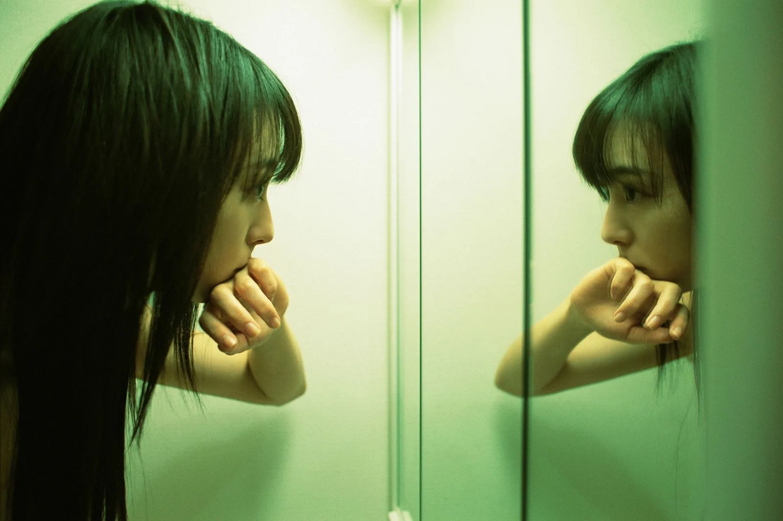 [YS Web] Vol.207 Album ảnh "キミの无色こつそりのぞ" của Akiyama Rina - 43